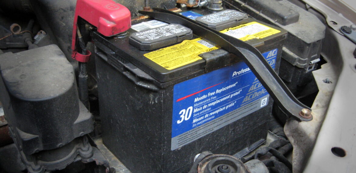 Easily Charge a Car Battery From Another Source
