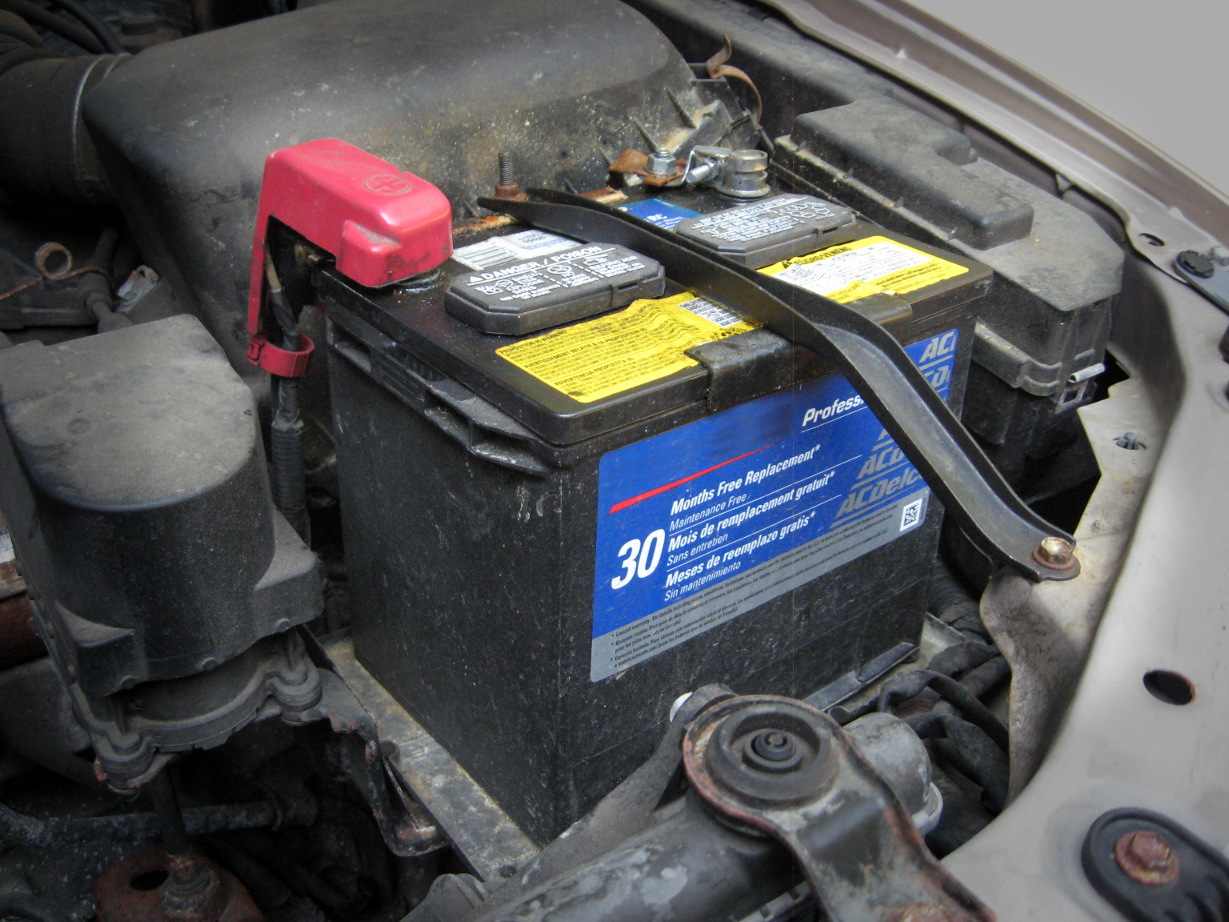 Easily Charge a Car Battery From Another Source